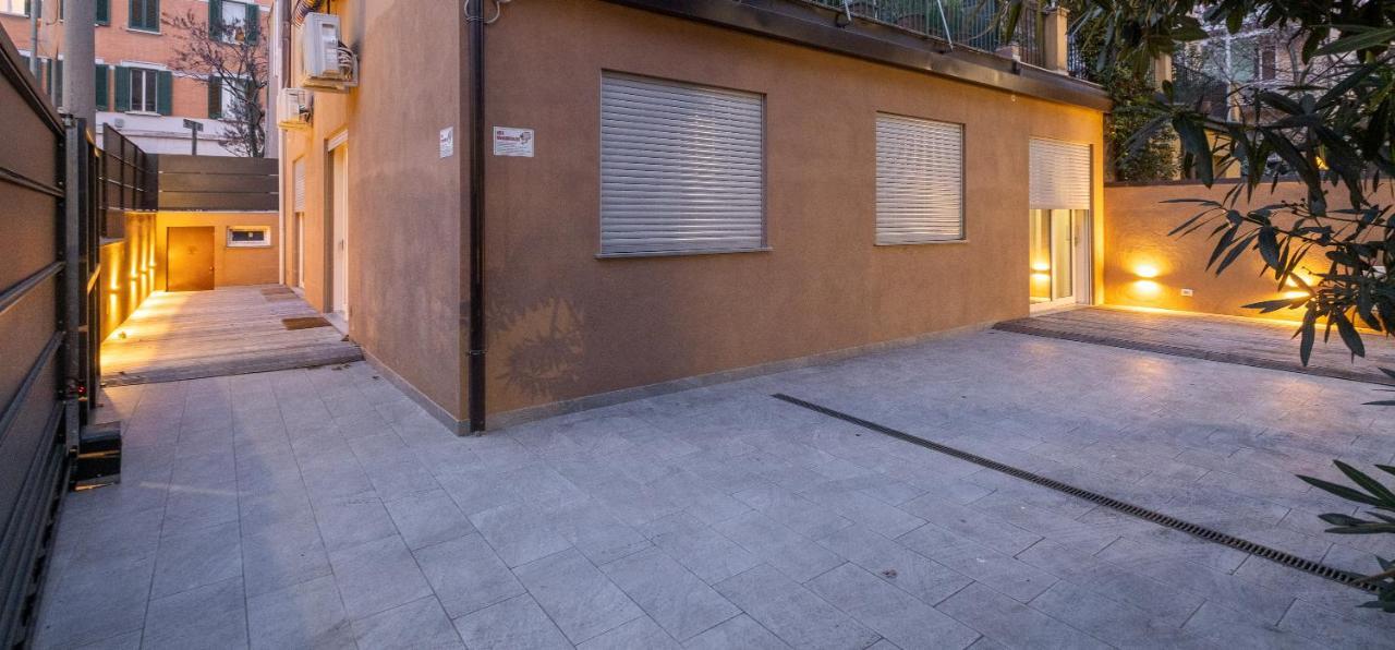Residence Sant'Orsola - Pizzardi Suites Apartments Bologna Bagian luar foto