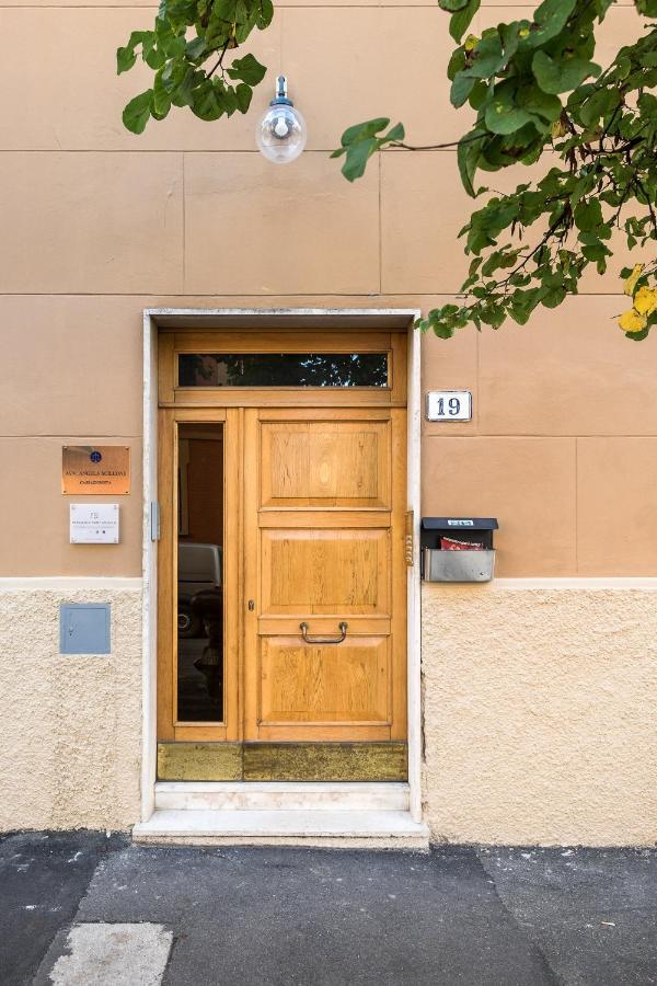 Residence Sant'Orsola - Pizzardi Suites Apartments Bologna Bagian luar foto