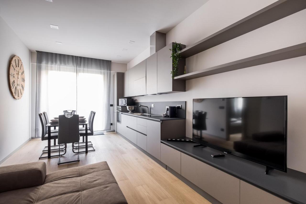 Residence Sant'Orsola - Pizzardi Suites Apartments Bologna Bagian luar foto