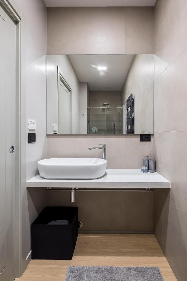 Residence Sant'Orsola - Pizzardi Suites Apartments Bologna Bagian luar foto