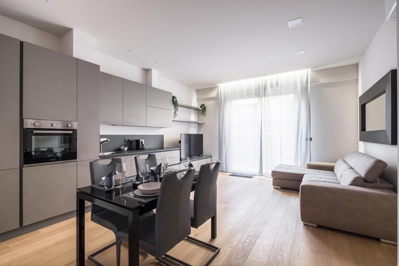 Residence Sant'Orsola - Pizzardi Suites Apartments Bologna Bagian luar foto