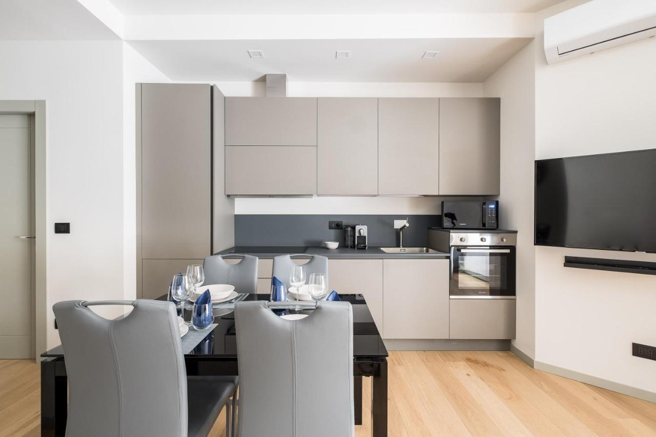 Residence Sant'Orsola - Pizzardi Suites Apartments Bologna Bagian luar foto