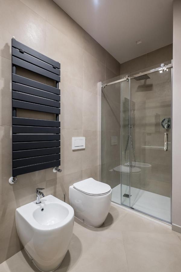 Residence Sant'Orsola - Pizzardi Suites Apartments Bologna Bagian luar foto